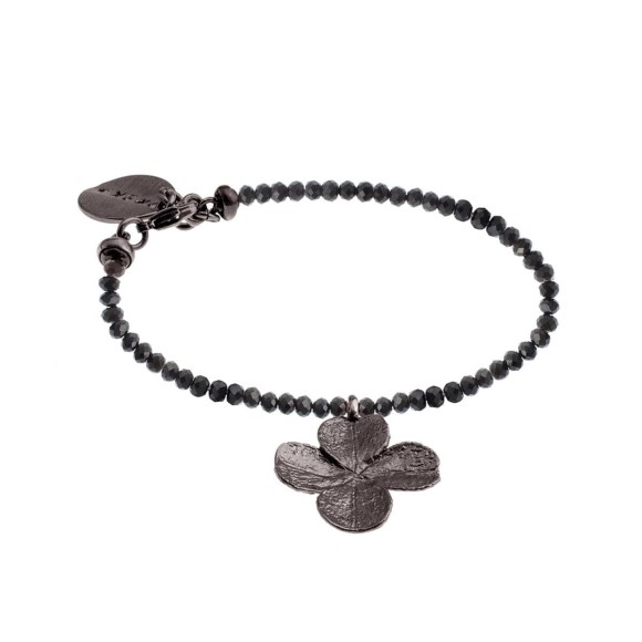 Black bracelet with onyx and clover from the ORSKA Bery collection
