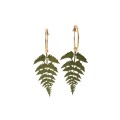 Złote kolczyki koła z zielonymi liśćmi paproci z kolekcji Plantis ORSKA