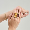 Gold ring with square amber and engraving from the Sello collection ORSKA SLP98-1