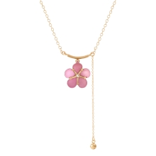Gold-plated necklace with a cherry blossom pendant from the Plantis collection