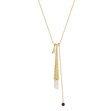 Gold-plated necklace with white jade from the Guatemala collection