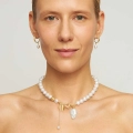 Short gold-plated pearl collar necklace from the Perle collection - ORSKA jewelry