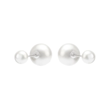 Pearl earrings from the Perle collection