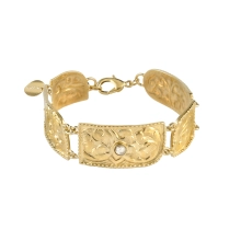 Hand-decorated bracelet from the Nepal collection