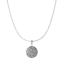 Labradorite necklace with a decorative pendant from the Nepal collection