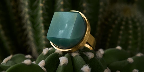 Handmade jewelry with jade from th Guatemala collection