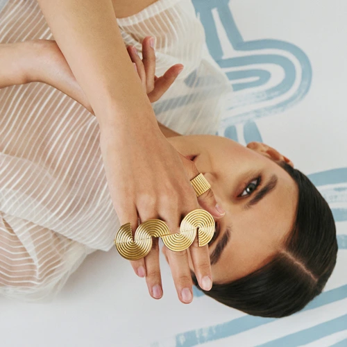 Goldplated ring from the Holos collection by ORSKA