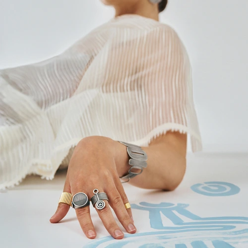 Silver rings by ORSKA jewelry