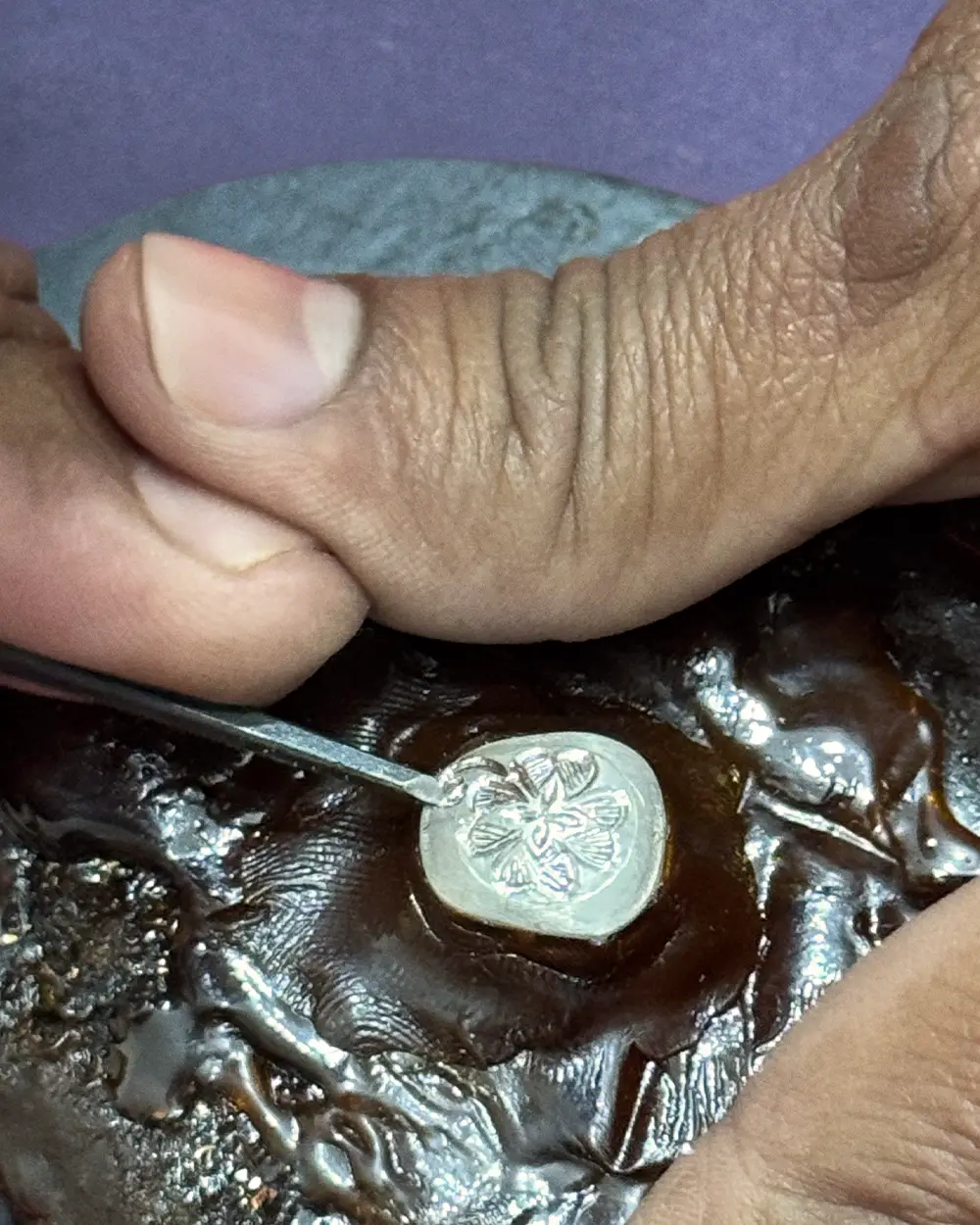 Silver components of ORSKA Minakari jewelry