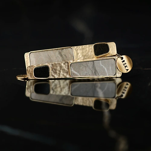 Goldplated bracelet with ceramics fromt the Monumental collection by ORSKA